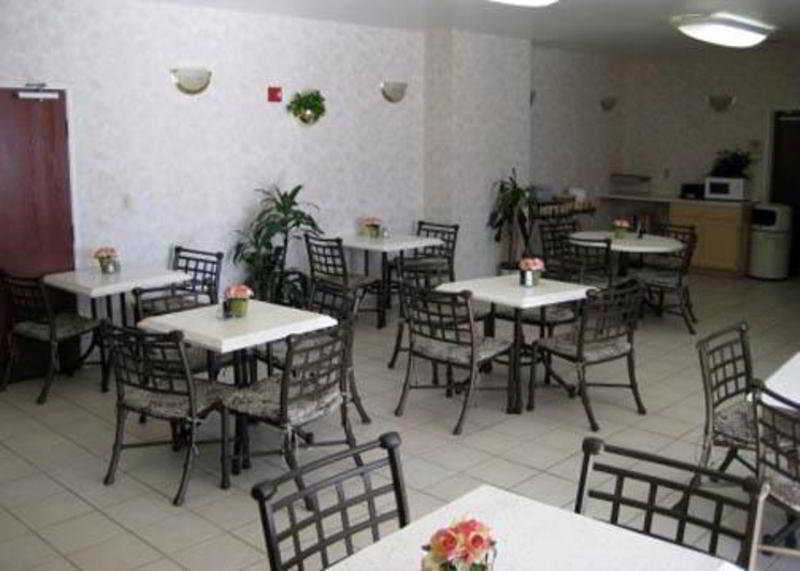 Quality Inn & Suites Airport Остин Екстериор снимка